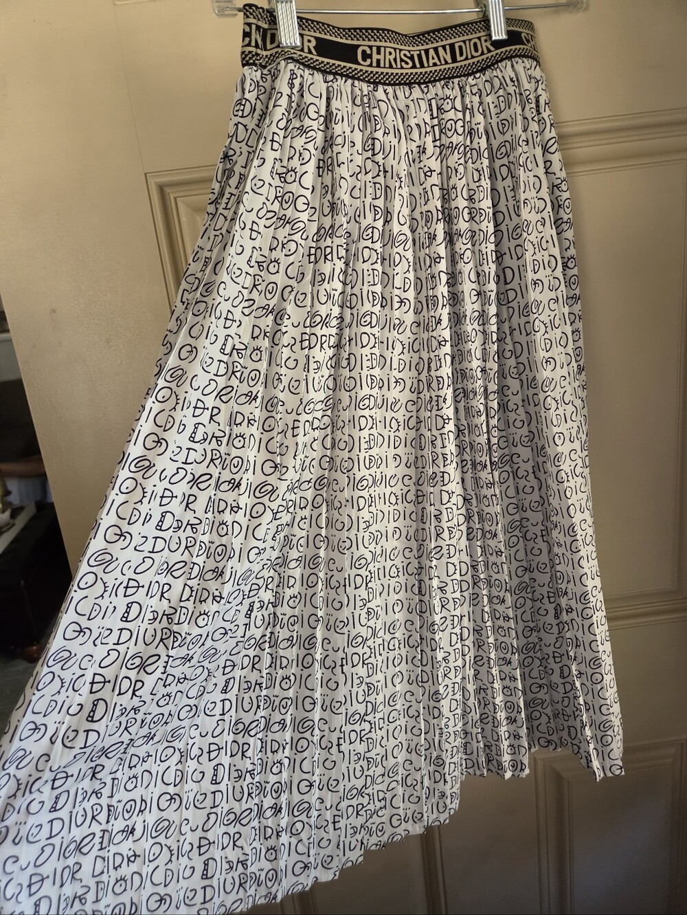 Chritian  Dior White & Black Logo Pleated Midi Skirt